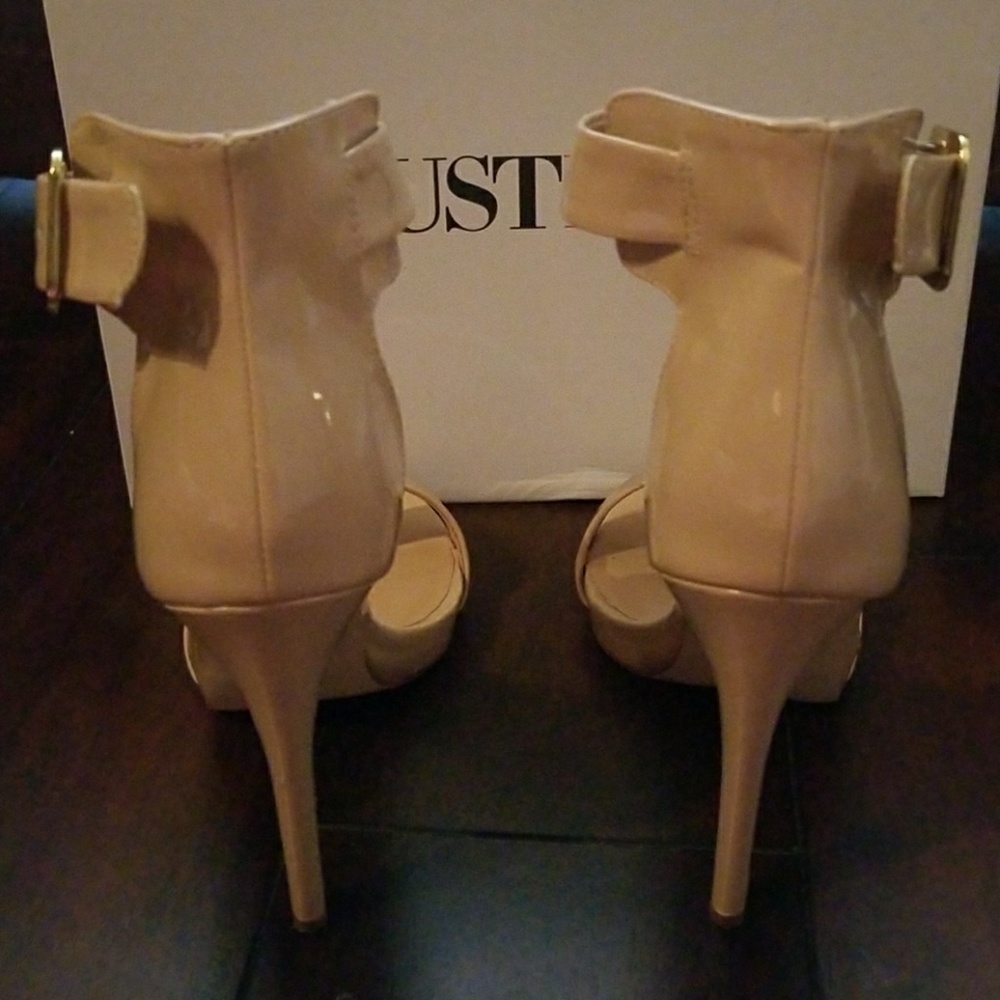 Heels - Picture 3 of 8